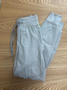 lululemon athletica Heather Gray Waistband Joggers